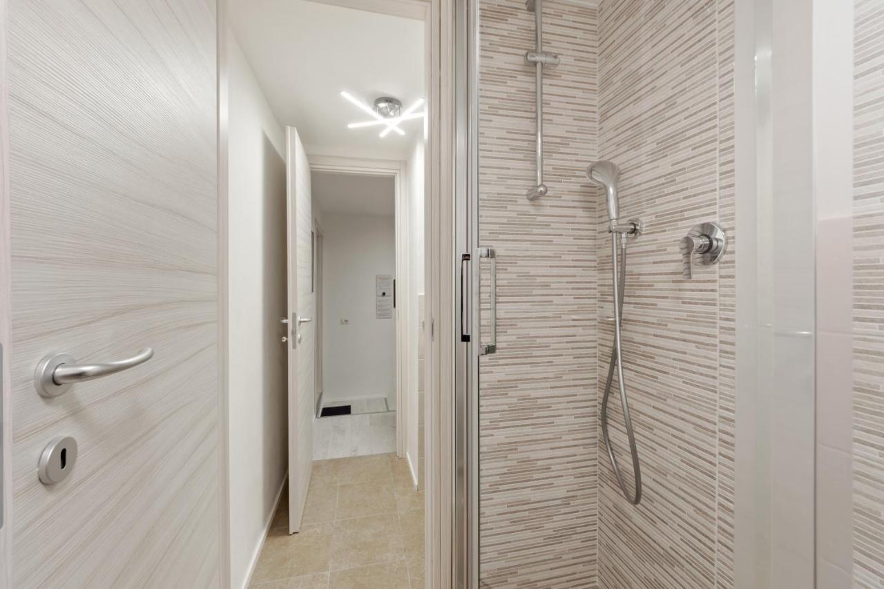Best Way Rent - Apartments Near Tre Torri District 밀라노 외부 사진